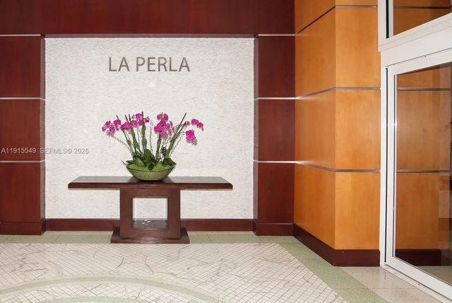 5 of 28 - 16699 Collins Avenue #1105, Sunny Isles Beach, FL
