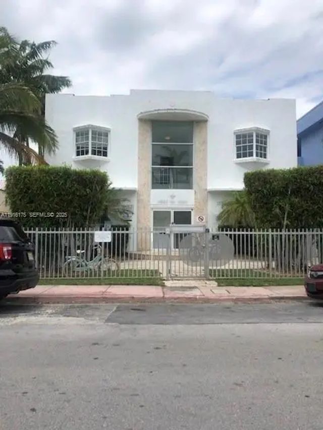 3 of 17 - 1526 Pennsylvania Avenue #19, Miami Beach, FL