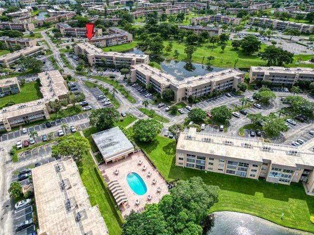 2 of 32 - 9281 Sunrise Lakes Boulevard #212, Sunrise, FL