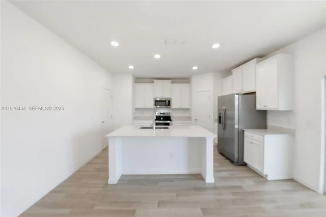 5 of 49 - 9852 Lemon Balm Way, Jacksonville, FL