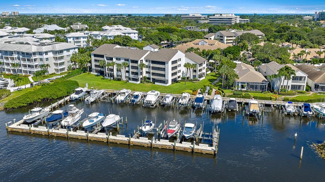 Photo of Listing #R11131391