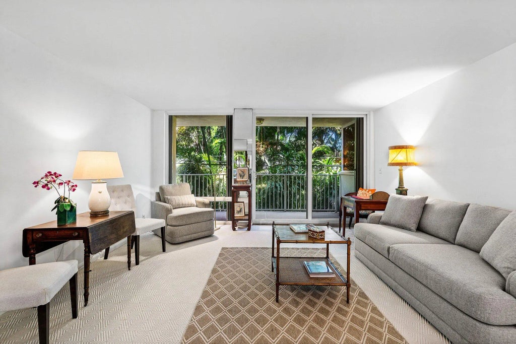 223 Atlantic Avenue #d2, Palm Beach