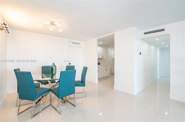 5 of 35 - 2780 Ne 183rd Street #2014, Aventura, FL