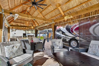 Photo of Listing #F10537453