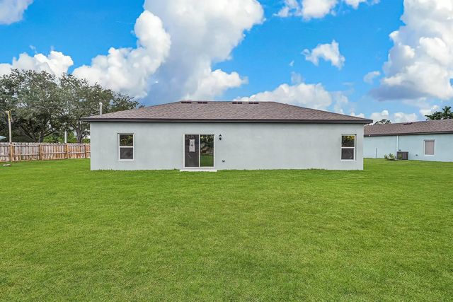 3 of 21 - 1431 Sw Becker Road, Port St. Lucie, FL