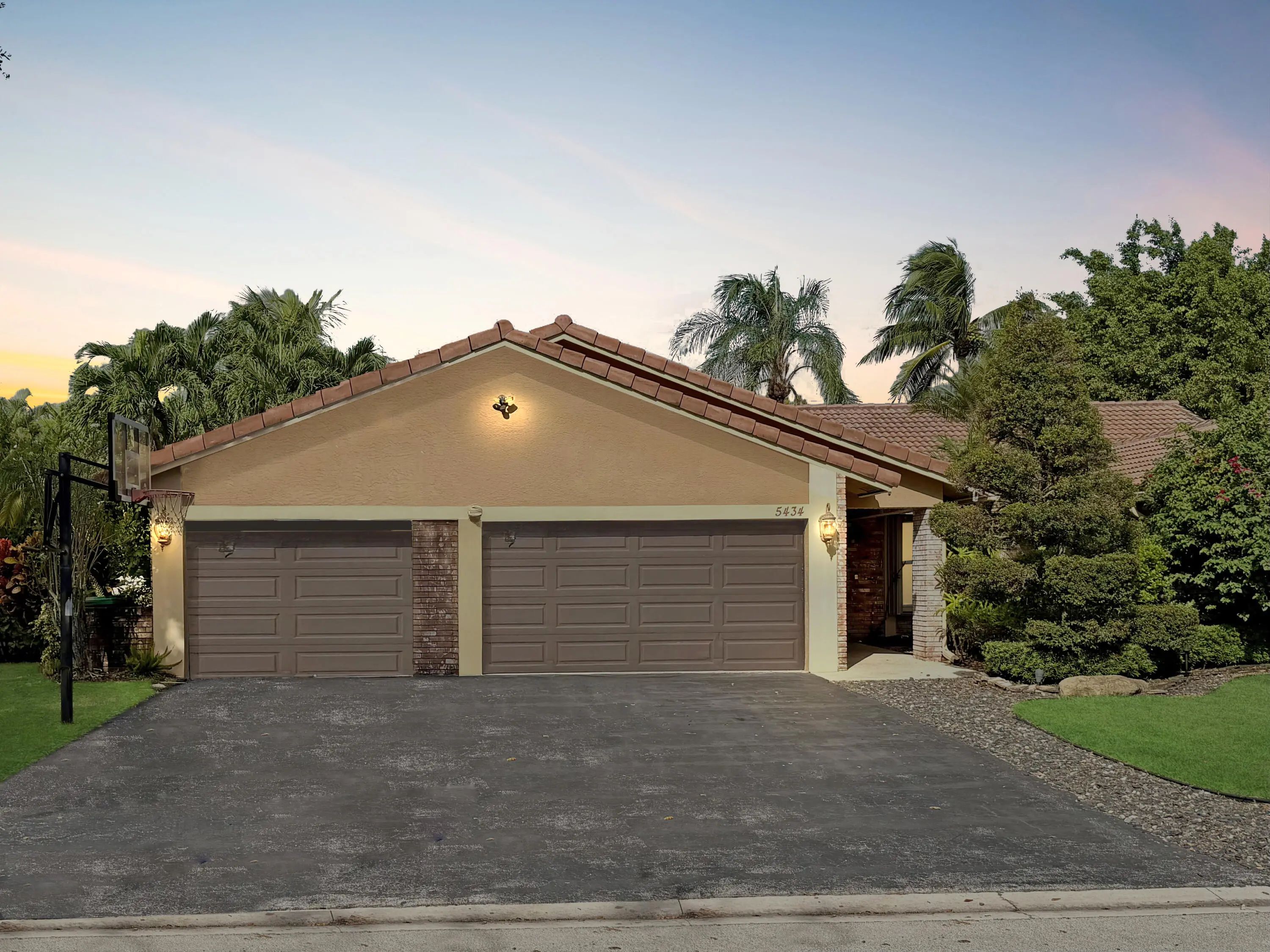 5434 Nw 87th Terrace, Coral Springs