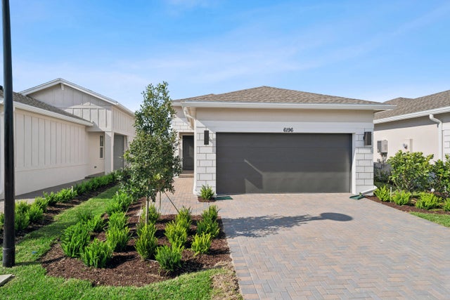 Photo of Listing #R11142052