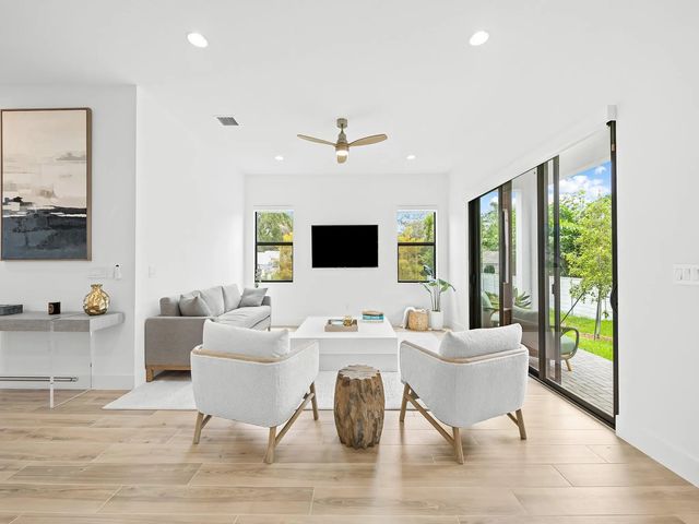 4 of 29 - 1446 Sw 23rd Street, Fort Lauderdale, FL