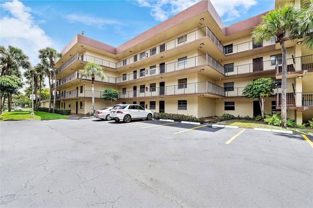 3141 Nw 47th Terrace #130, Lauderdale Lakes