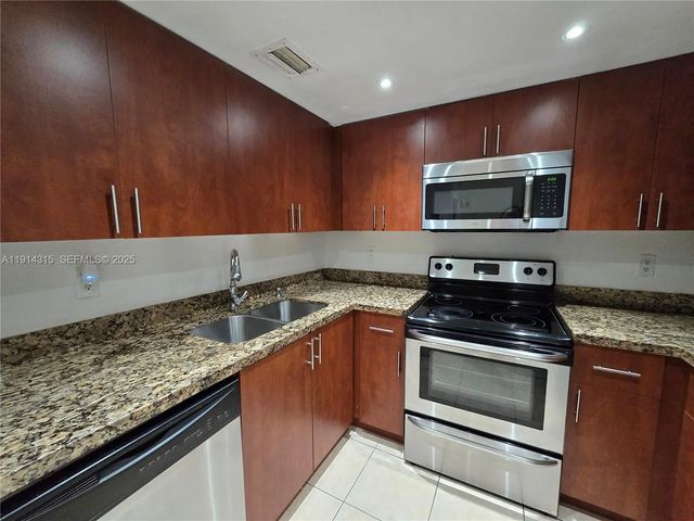 3 of 37 - 6940 Miami Gardens Drive #1-319, Hialeah, FL