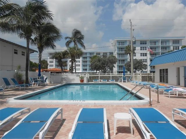 4540 N Ocean Drive #210, Lauderdale-By-The-Sea