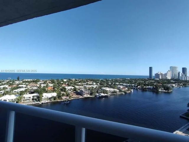 20515 E Country Club Drive #2047, Aventura