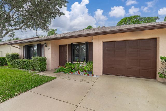 2 of 31 - 6335 Tall Cypress Circle, Greenacres, FL
