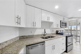 Photo of Listing #R11142138