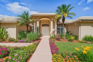 Photo of Listing #R11142202