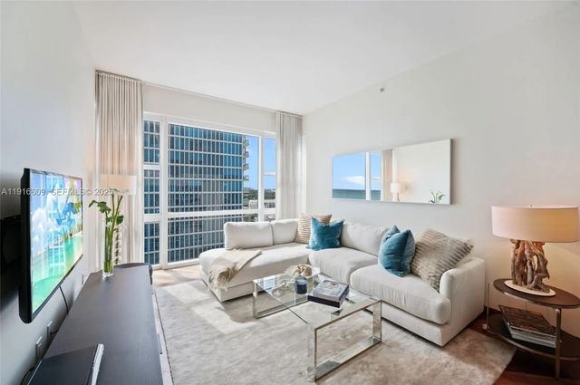 5 of 50 - 6801 Collins Avenue #ph06, Miami Beach, FL