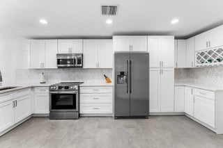 Photo of Listing #R11142315