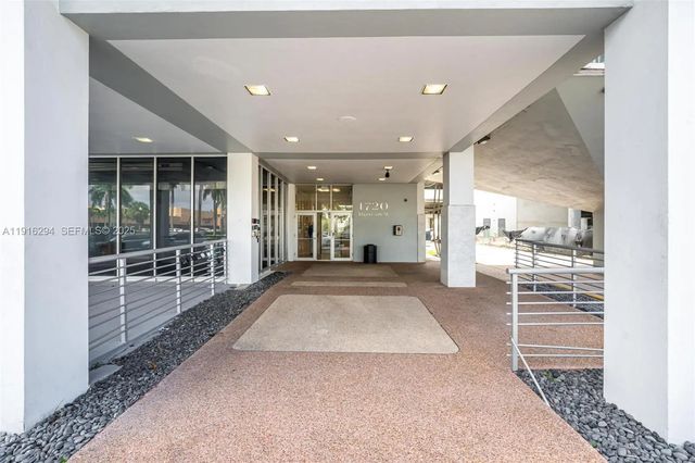 2 of 20 - 1720 Harrison Street #10g, Hollywood, FL