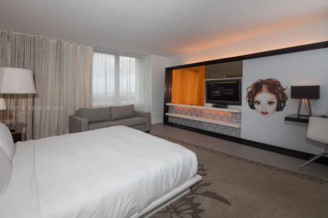 2 of 26 - 1100 West Avenue #1515, Miami Beach, FL