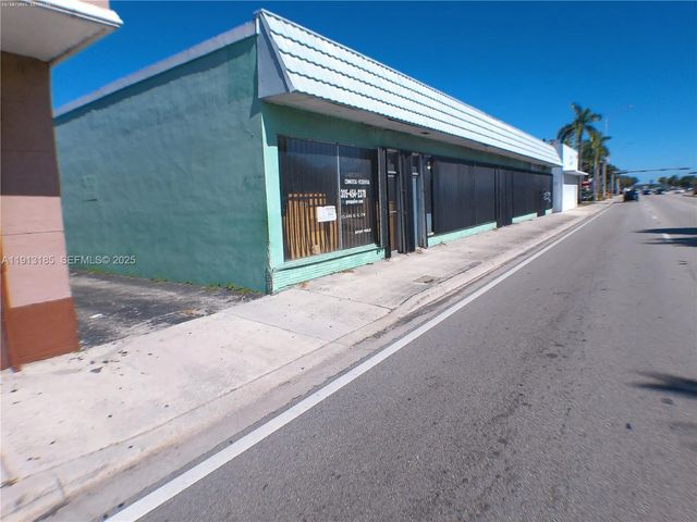 1051 Nw 119th Street, North Miami