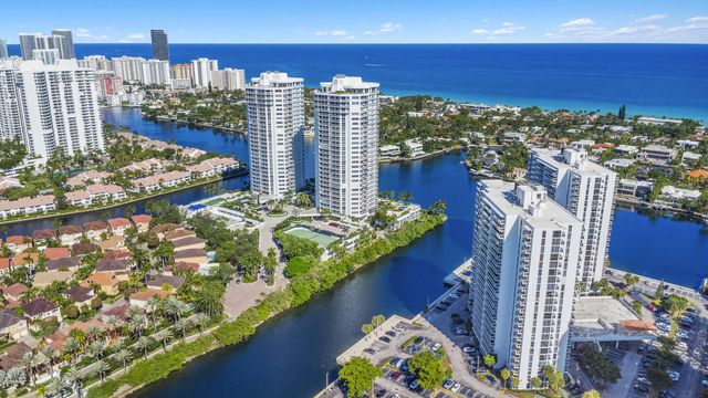 20515 E Country Club Drive #345, Aventura