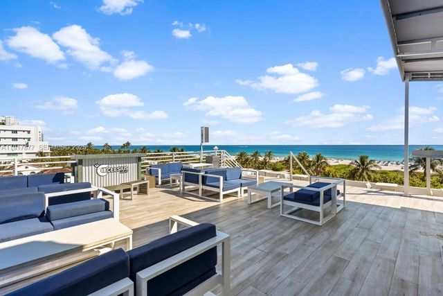 2 of 30 - 1024 Ocean Drive #a502, Miami Beach, FL