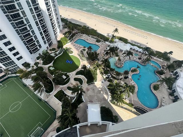 3 of 17 - 18001 Collins Avenue #2107, Sunny Isles Beach, FL
