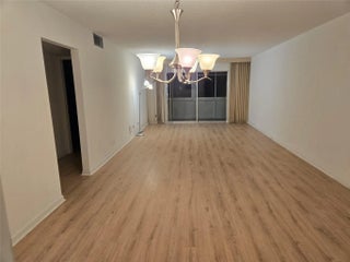 Photo of Listing #F10537986