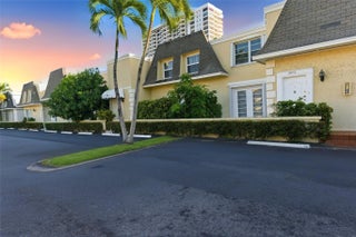 Photo of Listing #F10538017