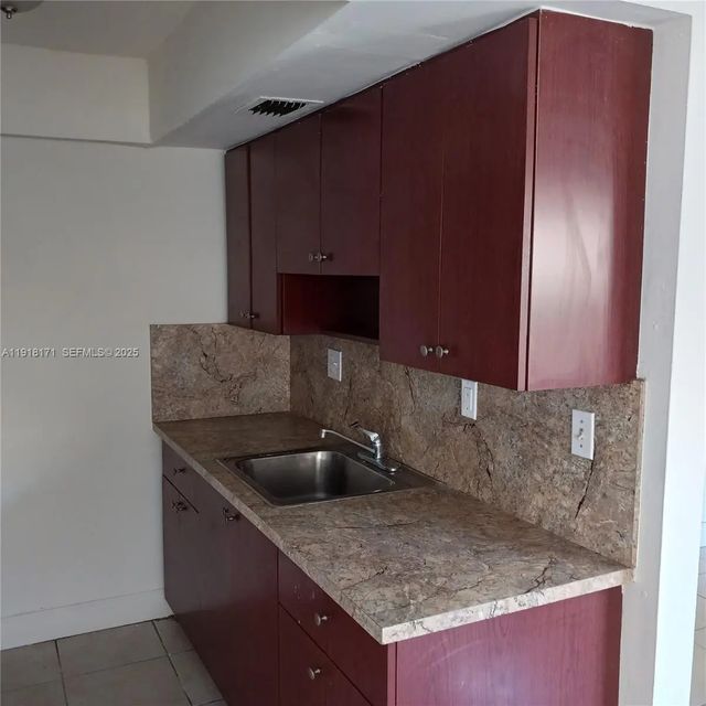 3 of 8 - 2108 Nw 59th Terrace #79-a, Lauderhill, FL