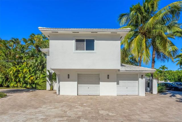 4 of 32 - 6300 Allison Road, Miami Beach, FL
