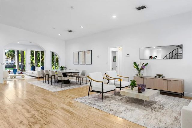 5 of 32 - 6300 Allison Road, Miami Beach, FL