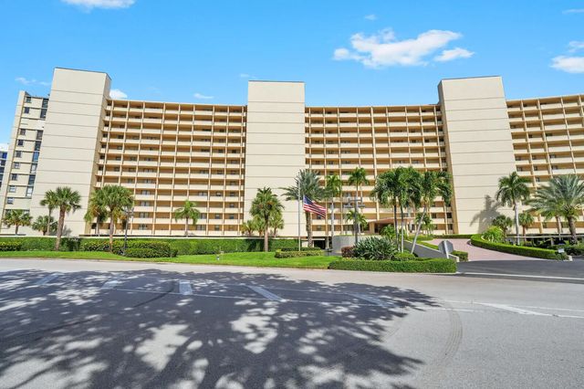 2 of 40 - 132 Lakeshore Drive #617, North Palm Beach, FL