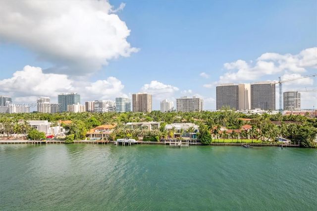 9751 E Bay Harbor Drive #7a, Bay Harbor Islands