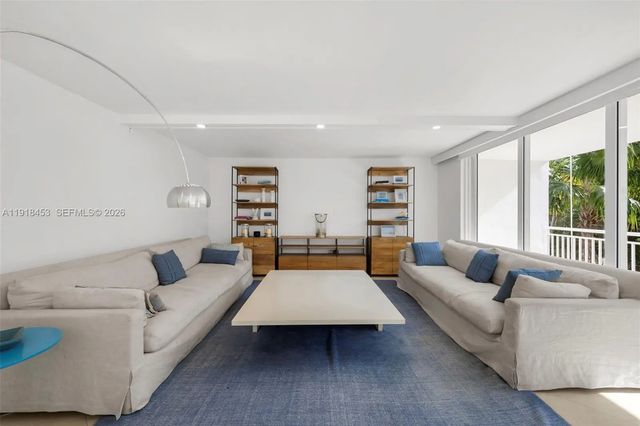 3 of 46 - 605 Ocean Drive #2l, Key Biscayne, FL