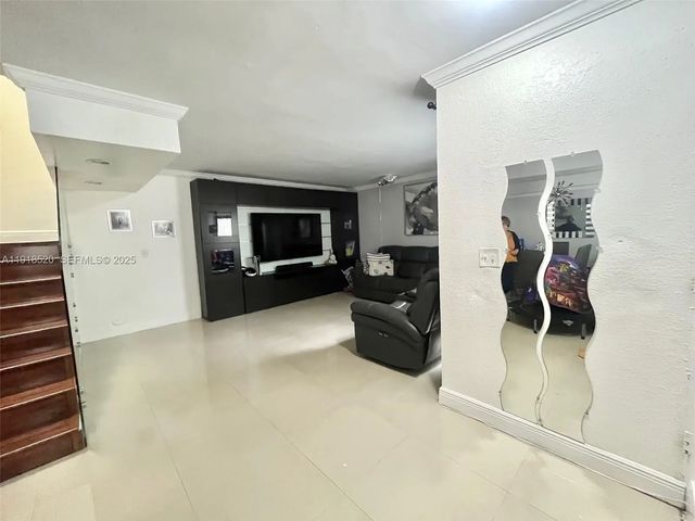 3 of 28 - 1990 Sw 121st Court #232, Miami, FL