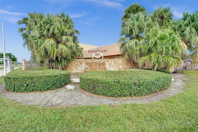 8010 Hampton Boulevard #211, North Lauderdale