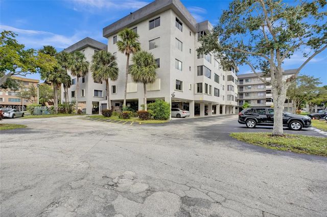 2 of 25 - 8010 Hampton Boulevard #211, North Lauderdale, FL
