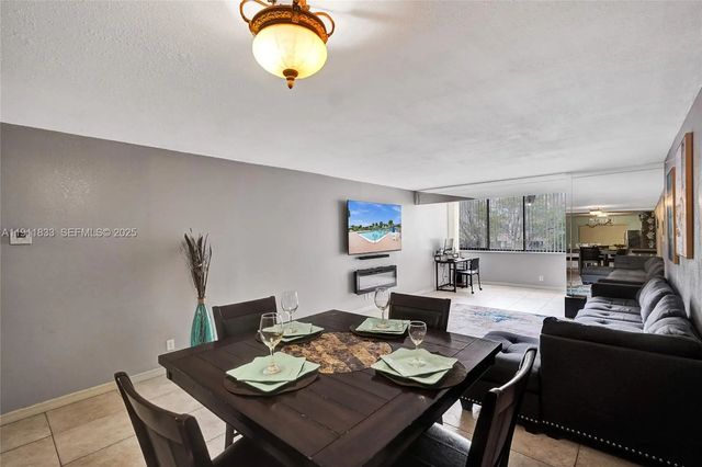 5 of 25 - 8010 Hampton Boulevard #211, North Lauderdale, FL