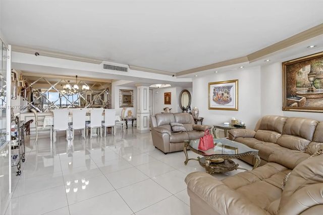 3 of 81 - 1000 Island Boulevard #602, Aventura, FL