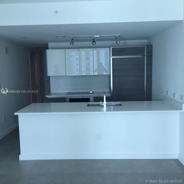 2 of 24 - 1100 S Miami Avenue #2911, Miami, FL