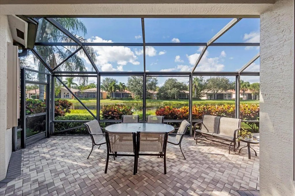 10599 Silverton Lane, Boynton Beach