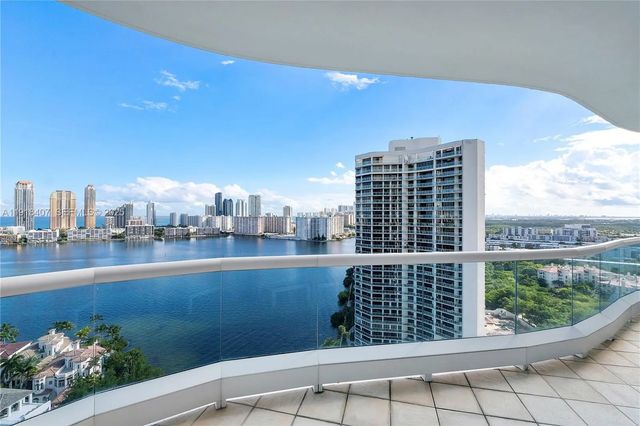 3 of 54 - 6000 Island Boulevard #2406, Aventura, FL