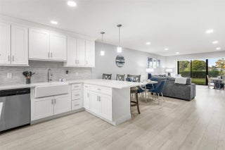 Photo of Listing #F10538172