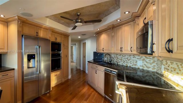 5 of 48 - 2000 Island Boulevard #3004, Aventura, FL