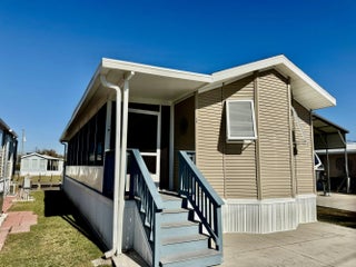 Photo of Listing #R11142894