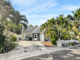 Photo of Listing #R11142954