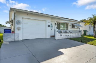 Photo of Listing #R11142973