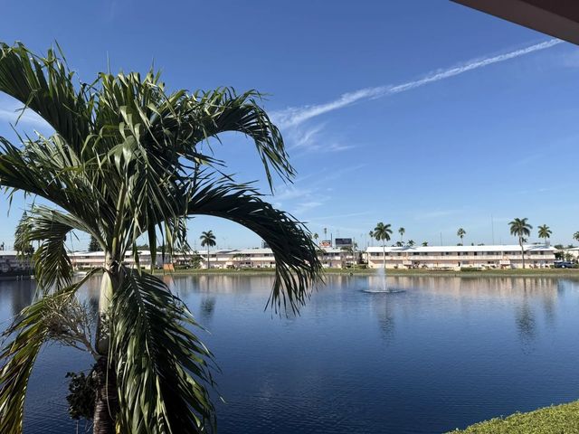 900 Sw 10th Terrace, Hallandale Beach