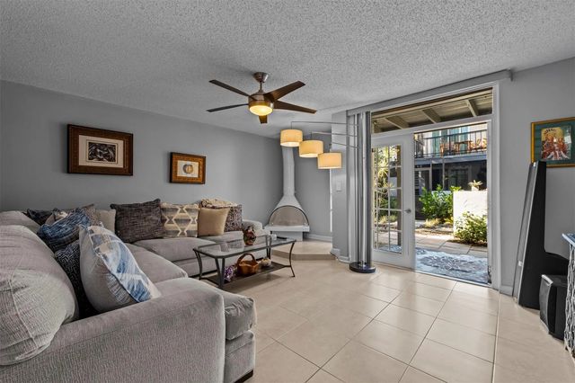 4 of 35 - 653 Cypress Lane #21b, Wilton Manors, FL